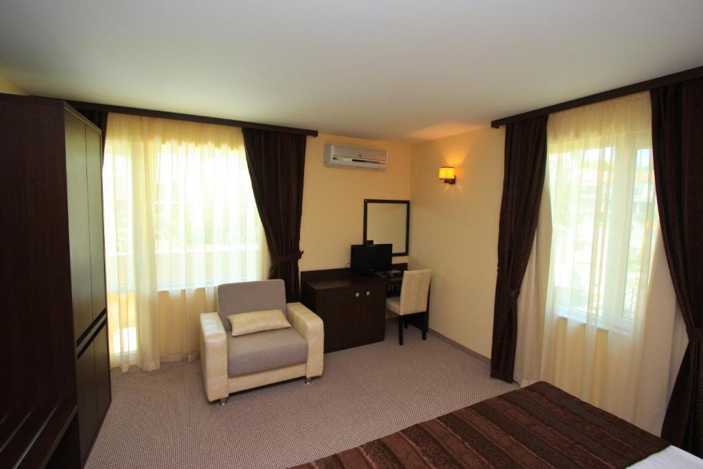 Hotel Siena House Sozopol Habitación foto